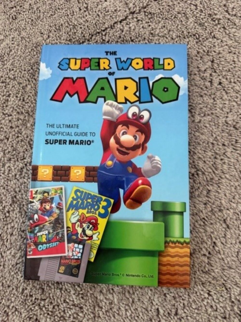 The Super World of Mario The Unofficial Guide to Super Mario - NEW BOOK